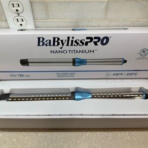 BaByliss Nano Titanium Oval Barrel Wand - White & Blue